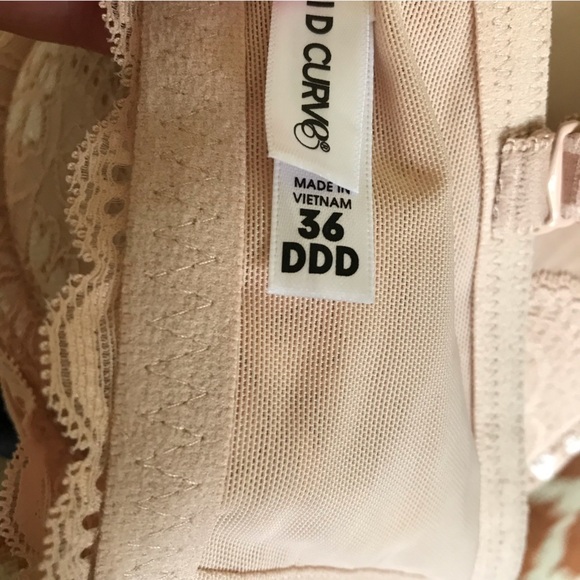 TORRID plunge push up bra. Brand new with tags. 36 DDD. - Picture 5 of 8